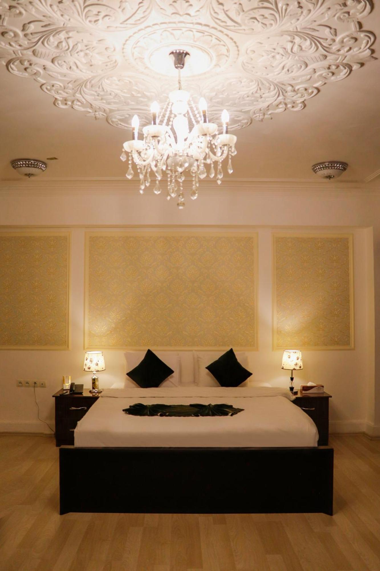 Arg Hotel هرات المظهر الخارجي الصورة
