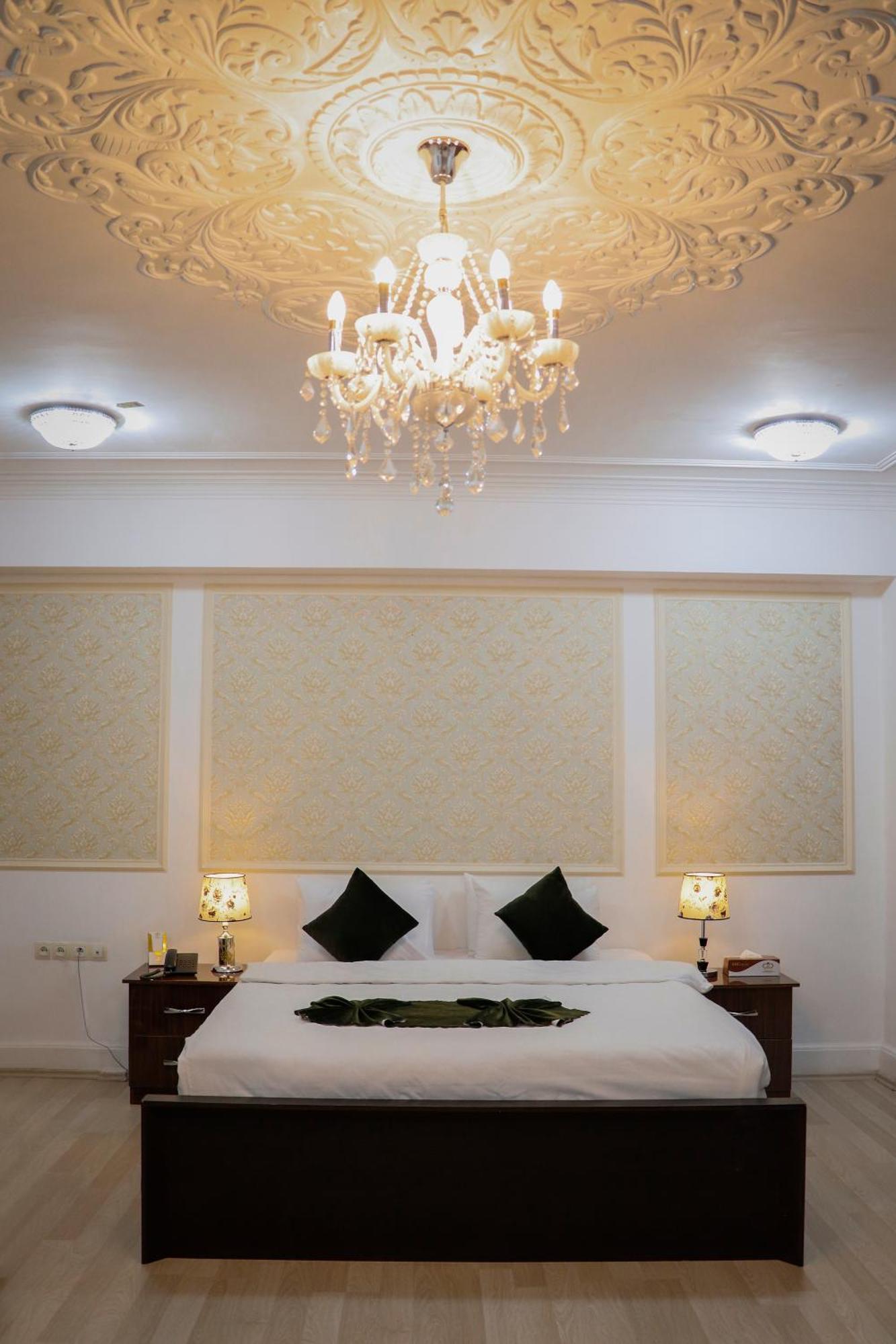 Arg Hotel هرات المظهر الخارجي الصورة